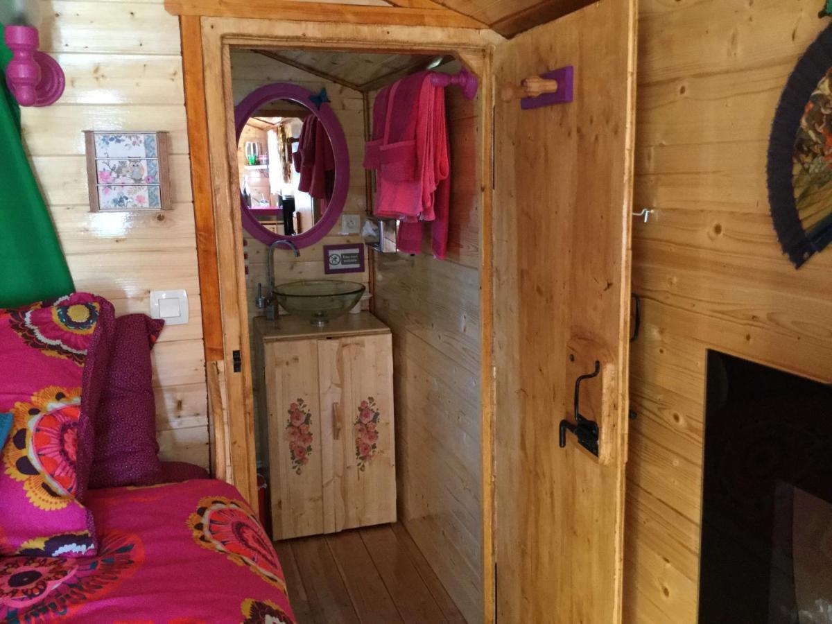 Chambres et Roulotte de La Gentilhommière Chazey-sur-Ain Esterno foto